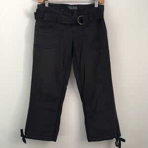 GUESS Cotton Stretch Low-rise Black Capris | Size 24